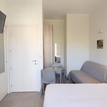 Via Colombo 32, Apartment