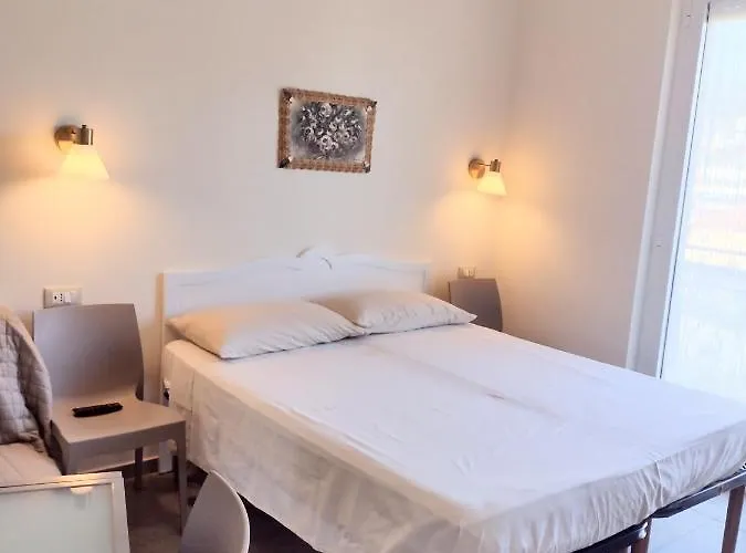 Via Colombo 32, Apartment *